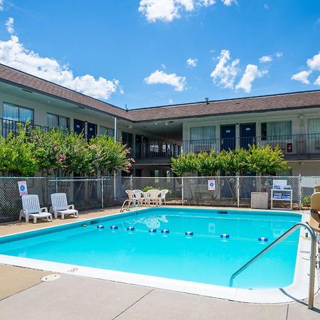 Motel 6-Sandston, Va - Richmond, Va Eksteriør billede