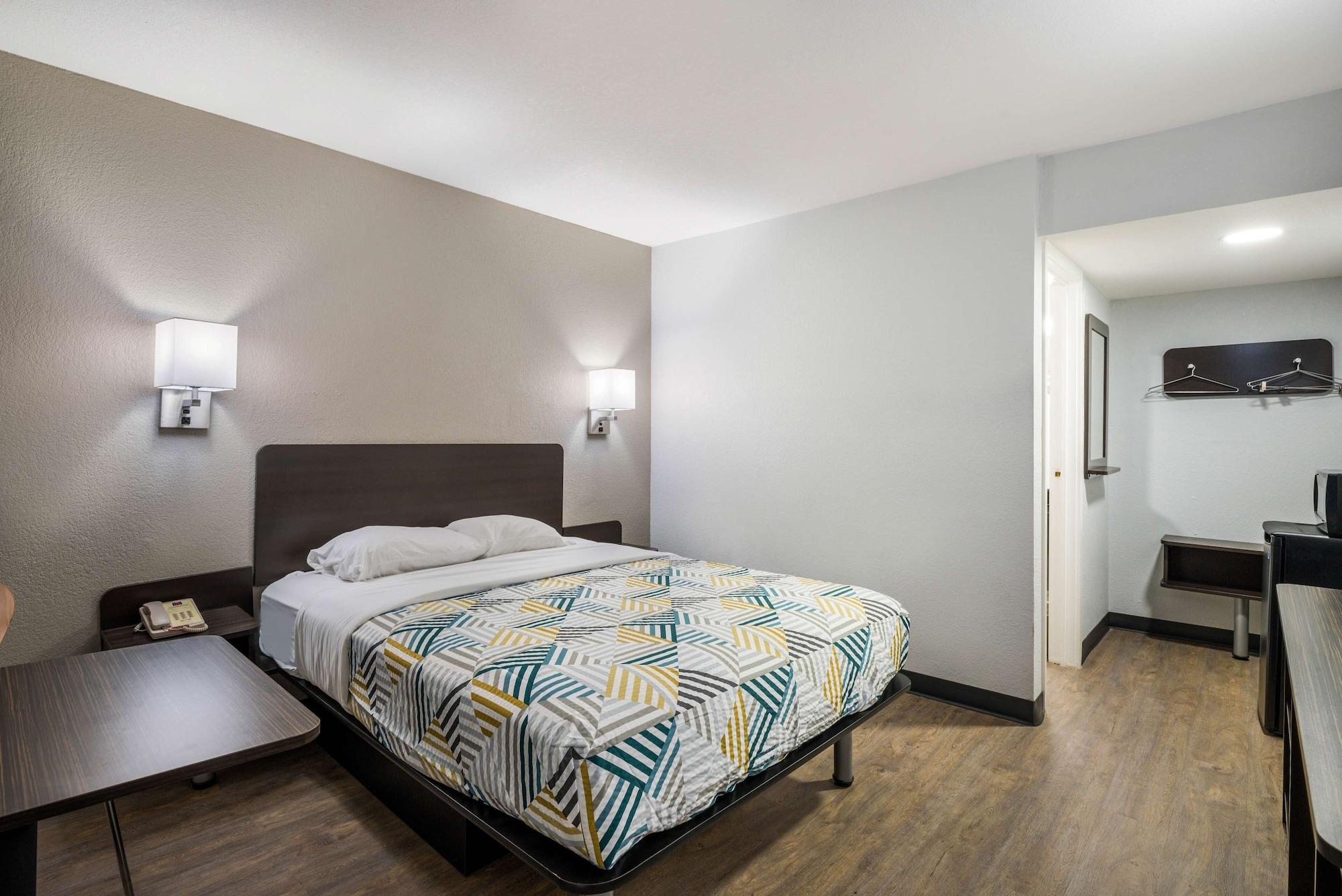 Motel 6-Sandston, Va - Richmond, Va Eksteriør billede