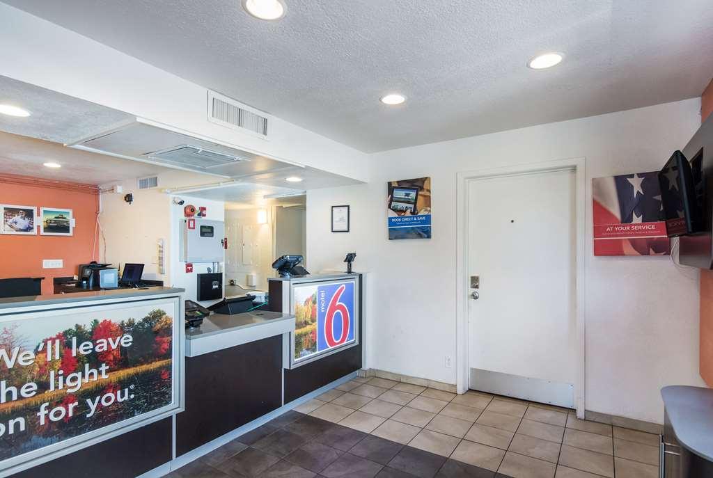 Motel 6-Sandston, Va - Richmond, Va Interiør billede